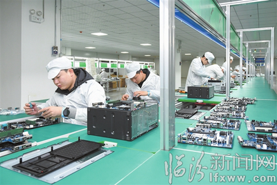 生產繁忙 計算機軟硬件及外圍設備制造業的機遇與挑戰